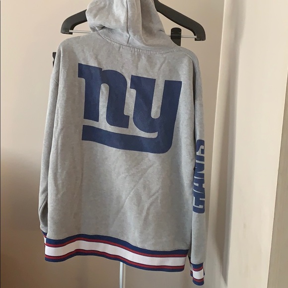 NY Giants Boys Sweatshirt - Picture 2 of 3